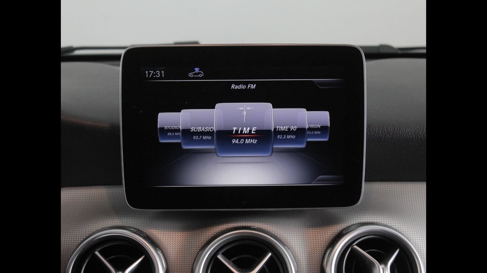 Mercedes-Benz GLA SUV usata a Palermo (16)