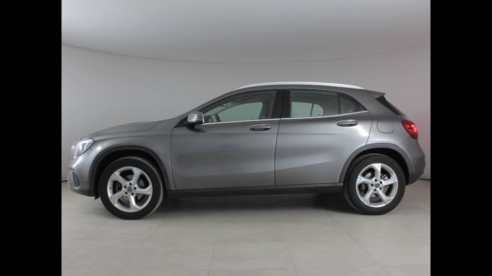 Mercedes-Benz GLA SUV usata a Palermo (2)