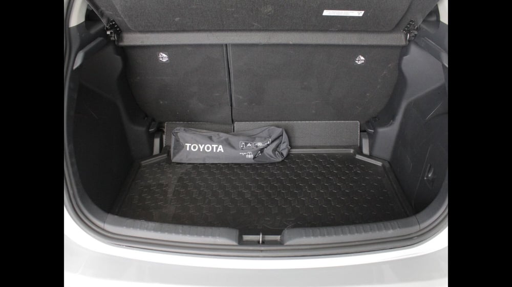 Toyota Yaris usata a Palermo (11)