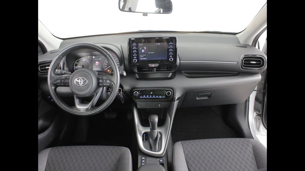 Toyota Yaris usata a Palermo (9)