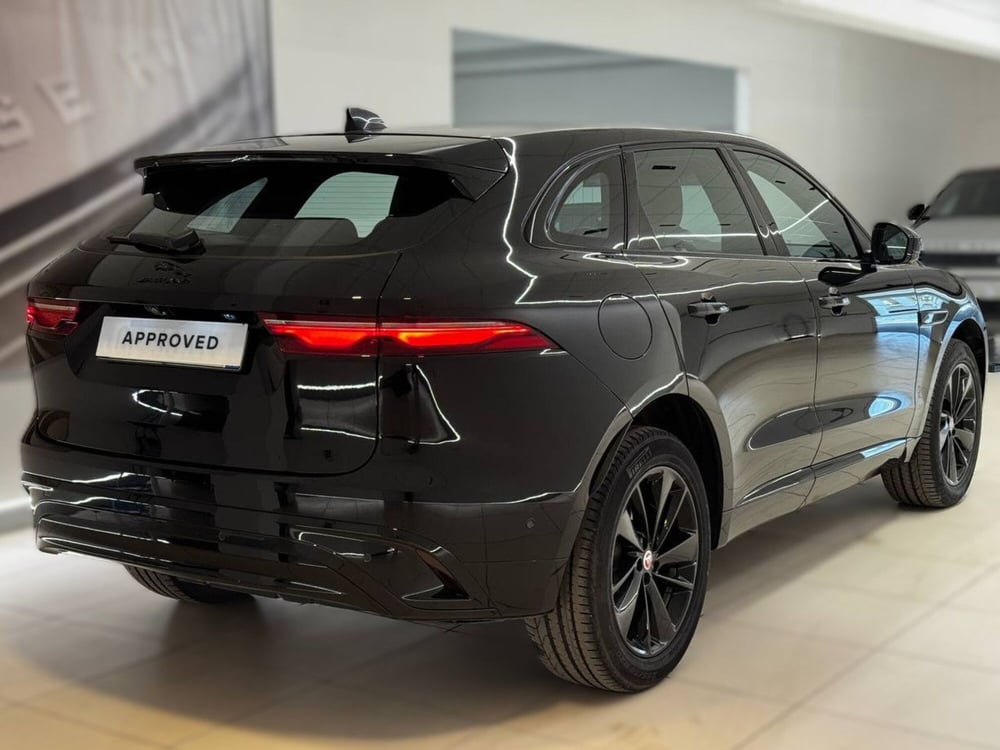 Jaguar F-Pace usata a Savona (2)