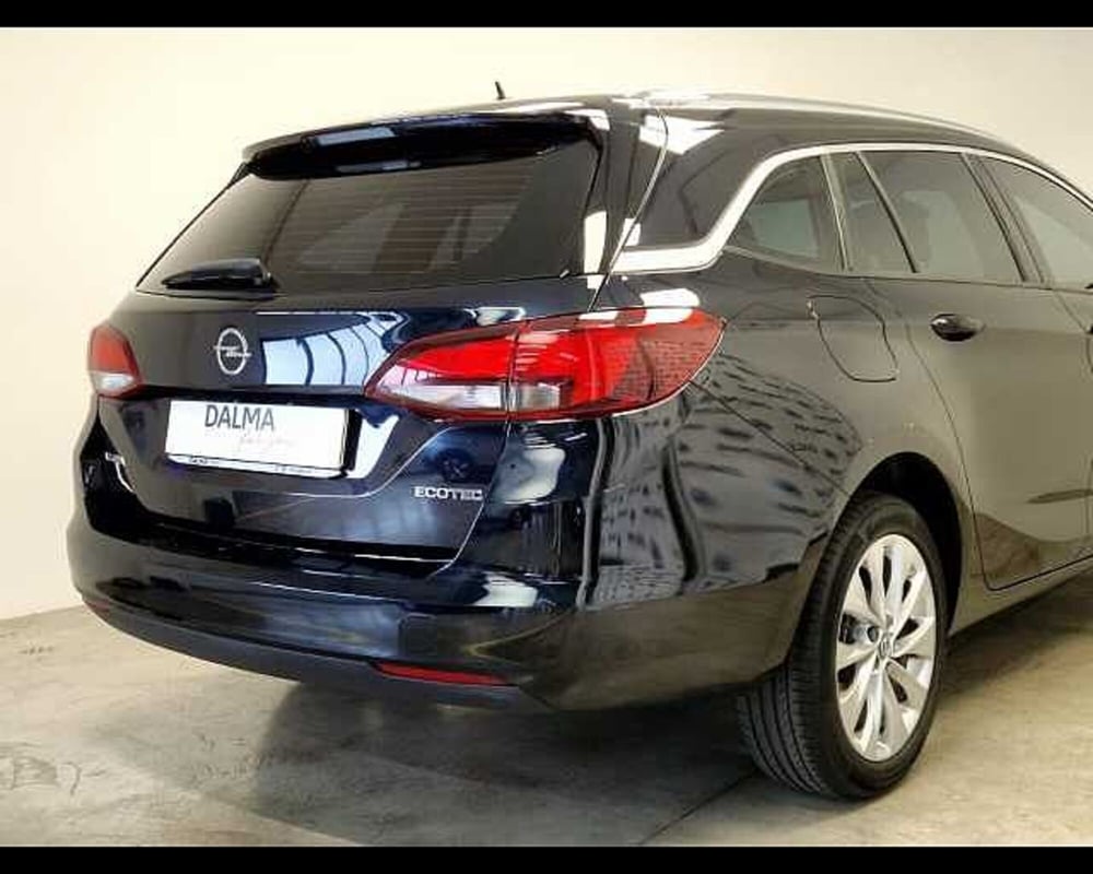 Opel Astra Station Wagon usata a Milano (14)