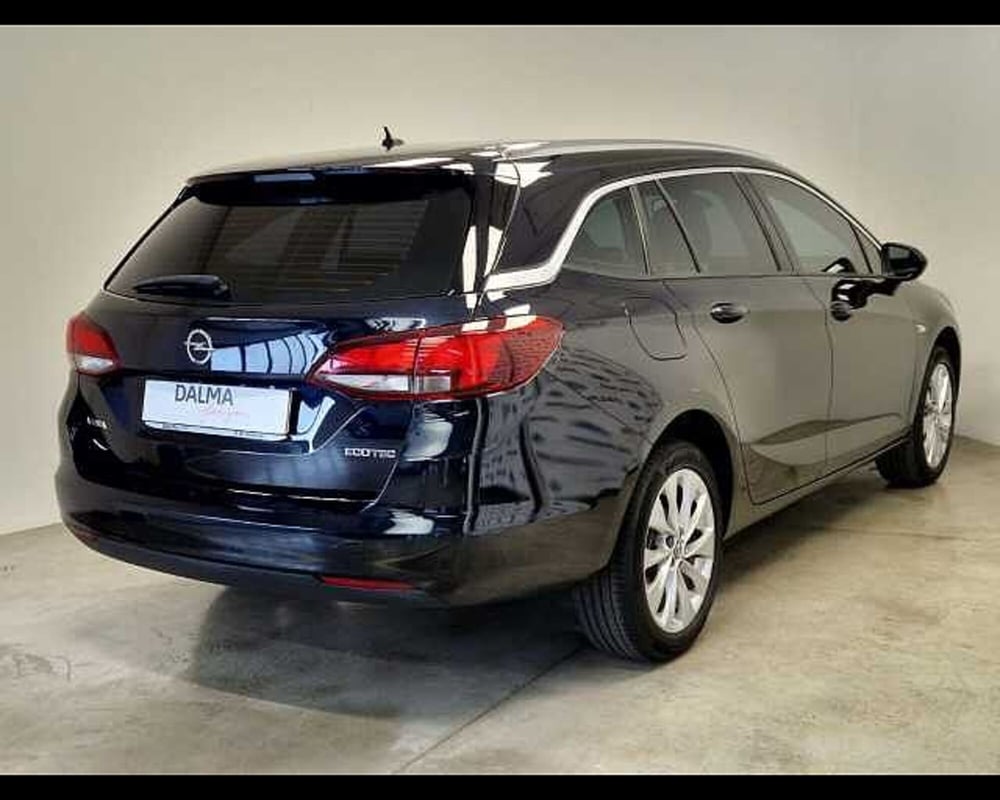 Opel Astra Station Wagon usata a Milano (4)