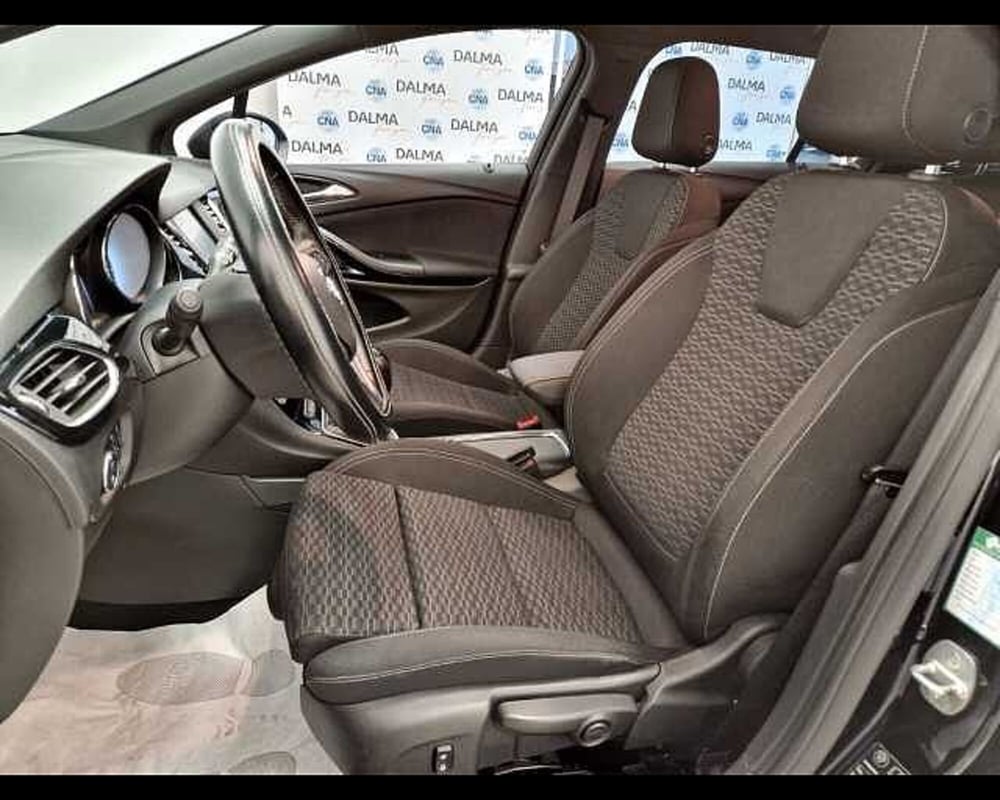 Opel Astra Station Wagon usata a Milano (5)