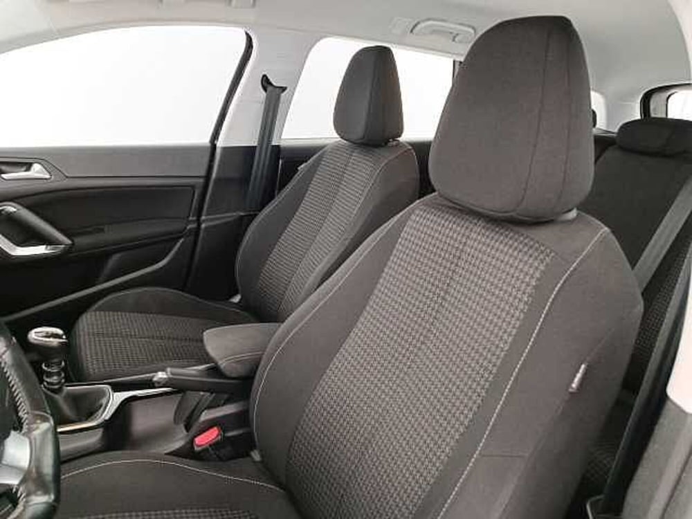 Peugeot 308 SW usata a Venezia (19)