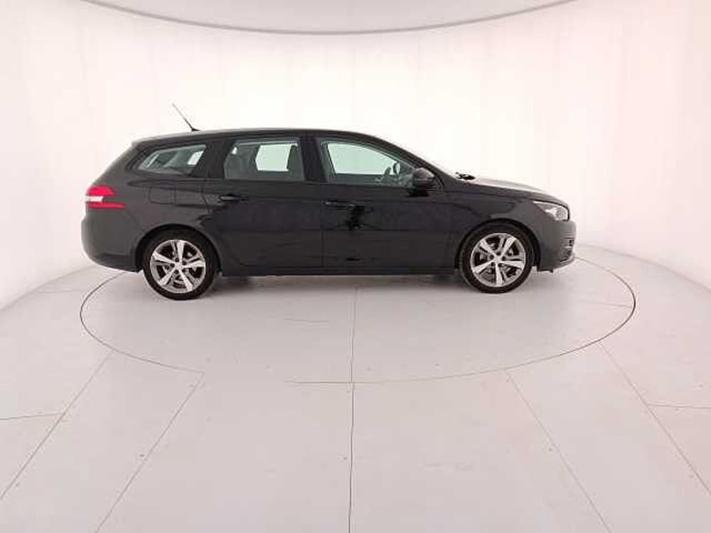 Peugeot 308 SW usata a Venezia (5)