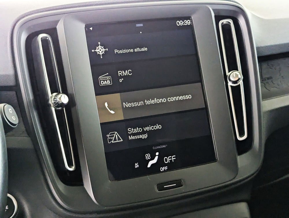 Volvo XC40 usata a Pescara (14)
