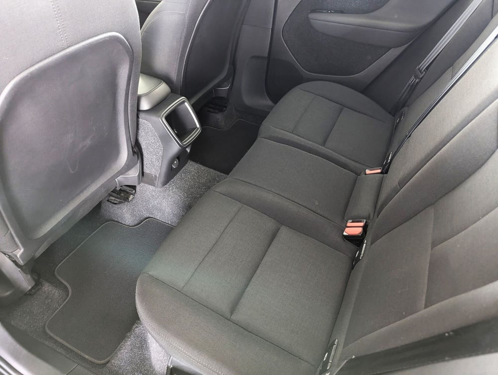 Volvo XC40 usata a Pescara (8)