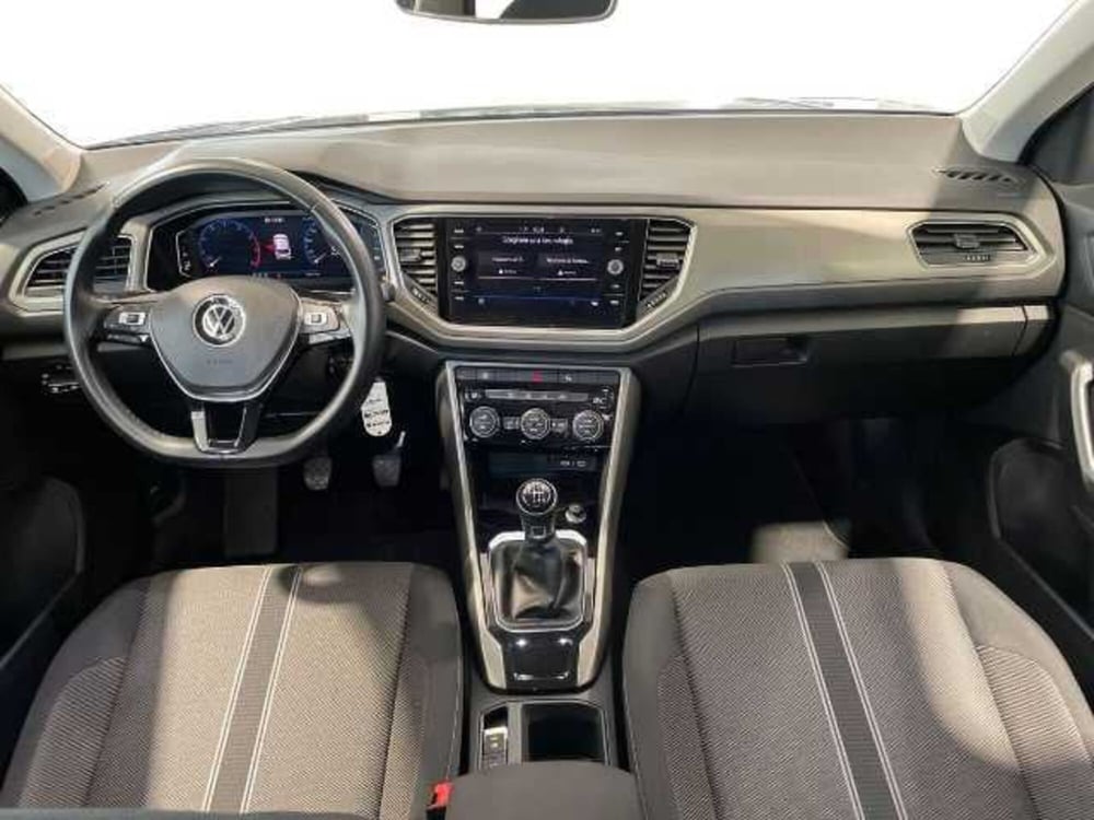 Volkswagen T-Roc usata a Pistoia (11)
