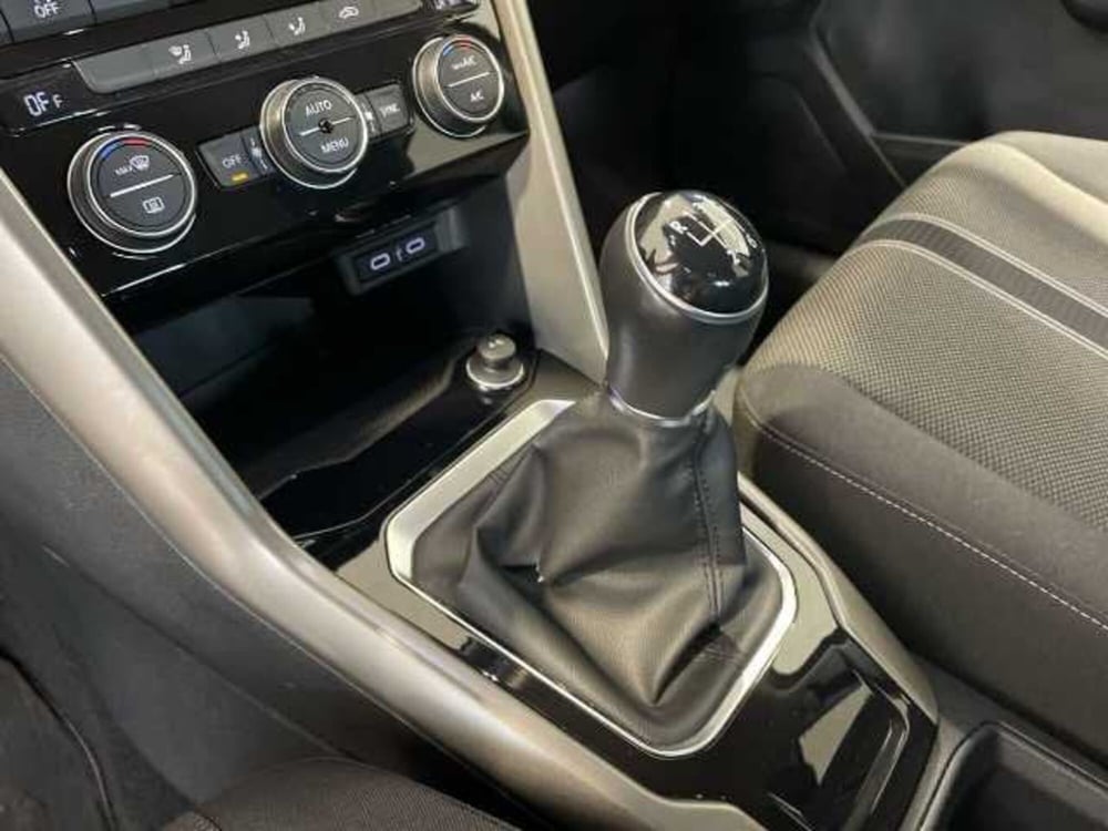 Volkswagen T-Roc usata a Pistoia (16)