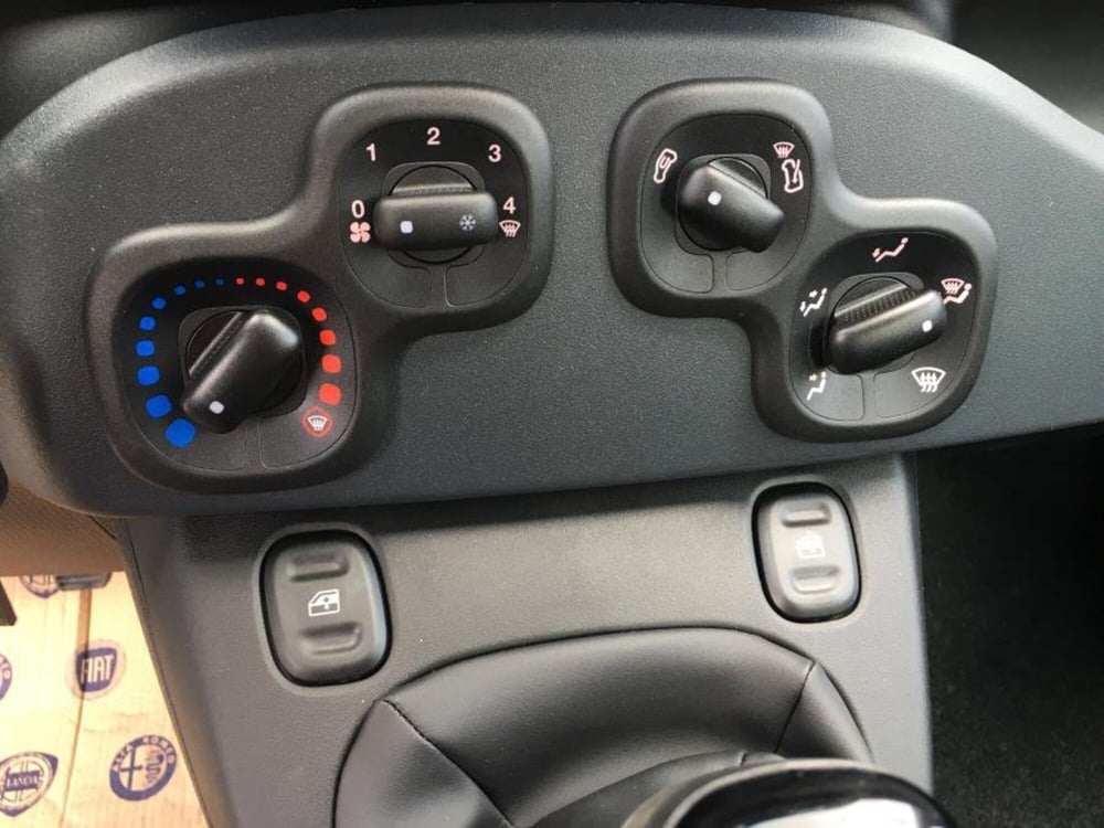 Fiat Panda Cross nuova a Cuneo (14)