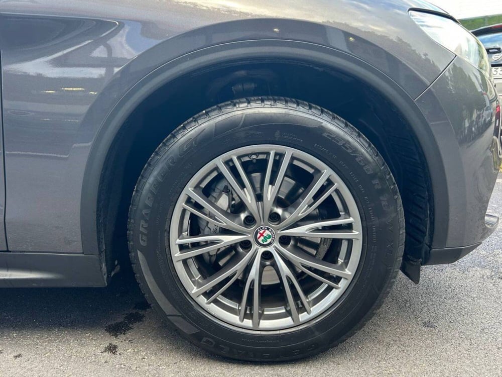 Alfa Romeo Stelvio usata a Ancona (20)