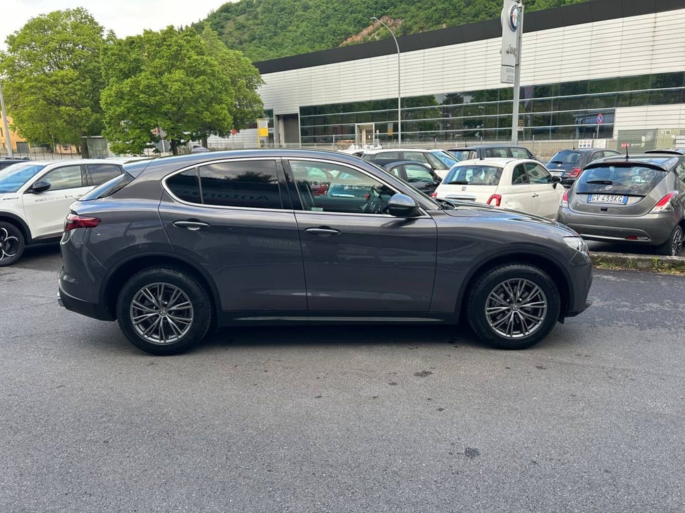 Alfa Romeo Stelvio usata a Ancona (4)