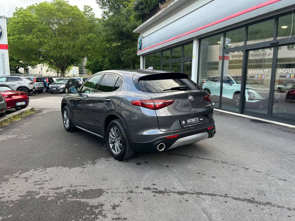 Alfa Romeo Stelvio usata a Ancona (7)