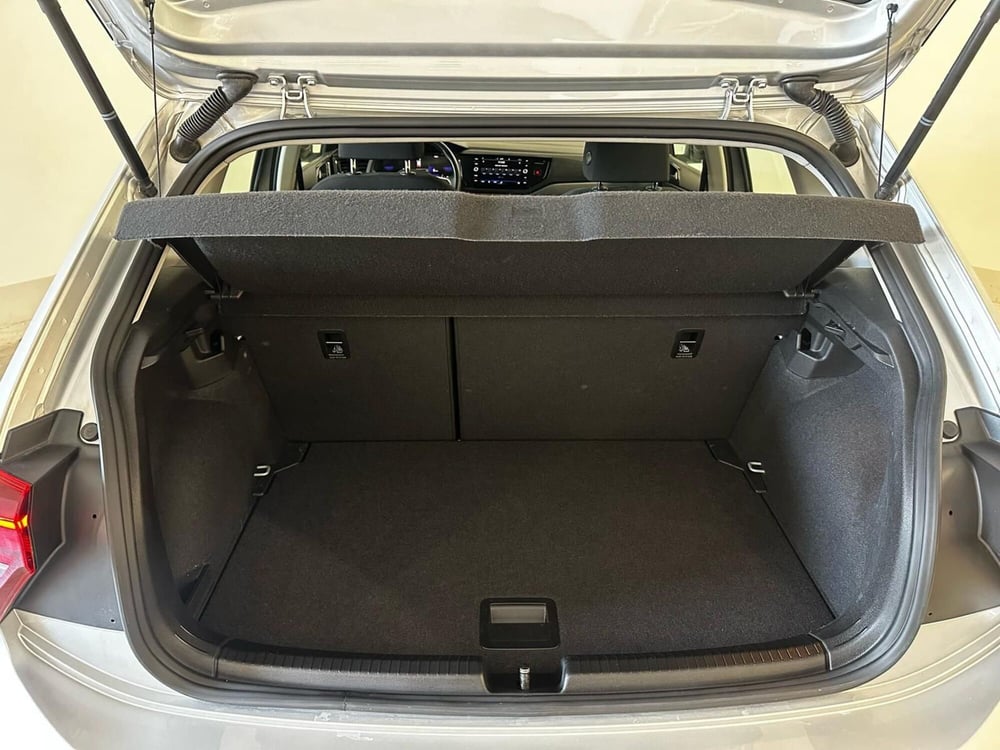 Volkswagen Polo usata a L'Aquila (7)