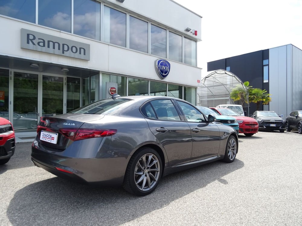 Alfa Romeo Giulia usata a Venezia (3)