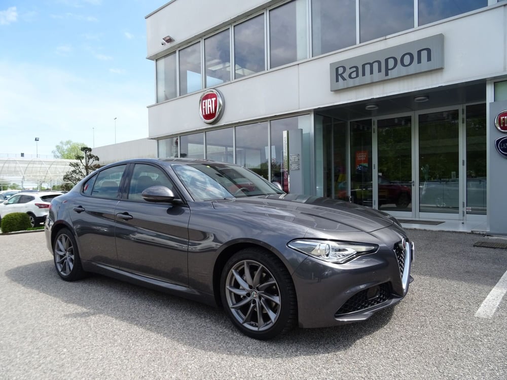 Alfa Romeo Giulia usata a Venezia (6)