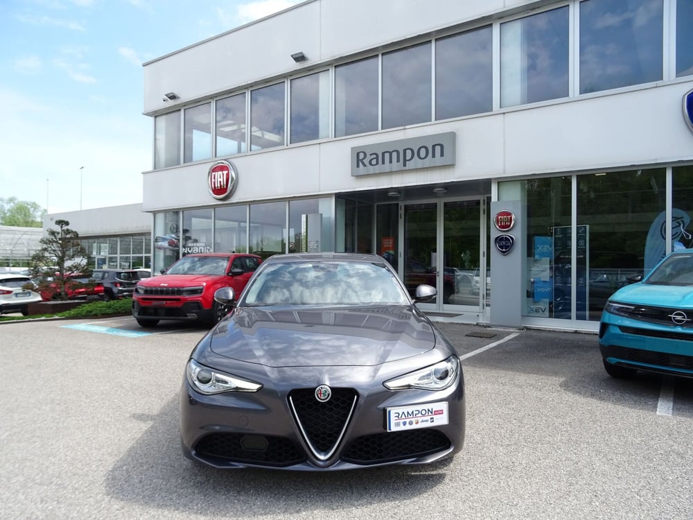 Alfa Romeo Giulia usata a Venezia (7)
