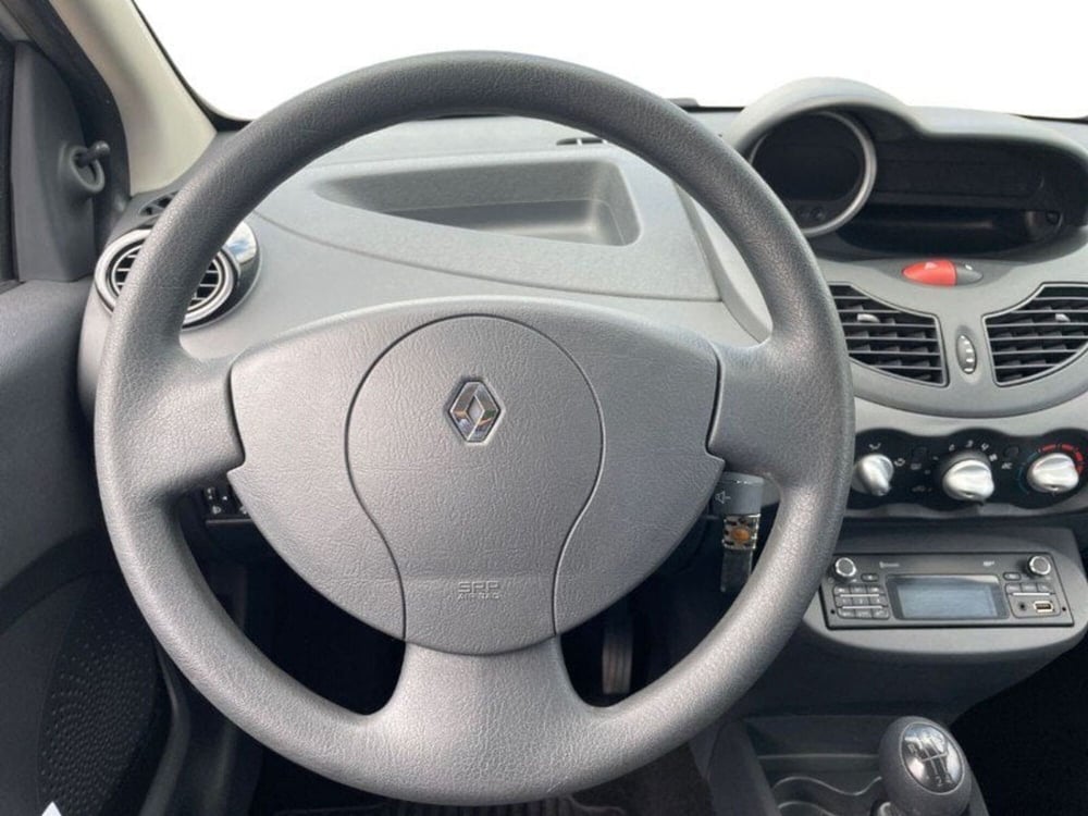 Renault Twingo usata a Lecco (8)