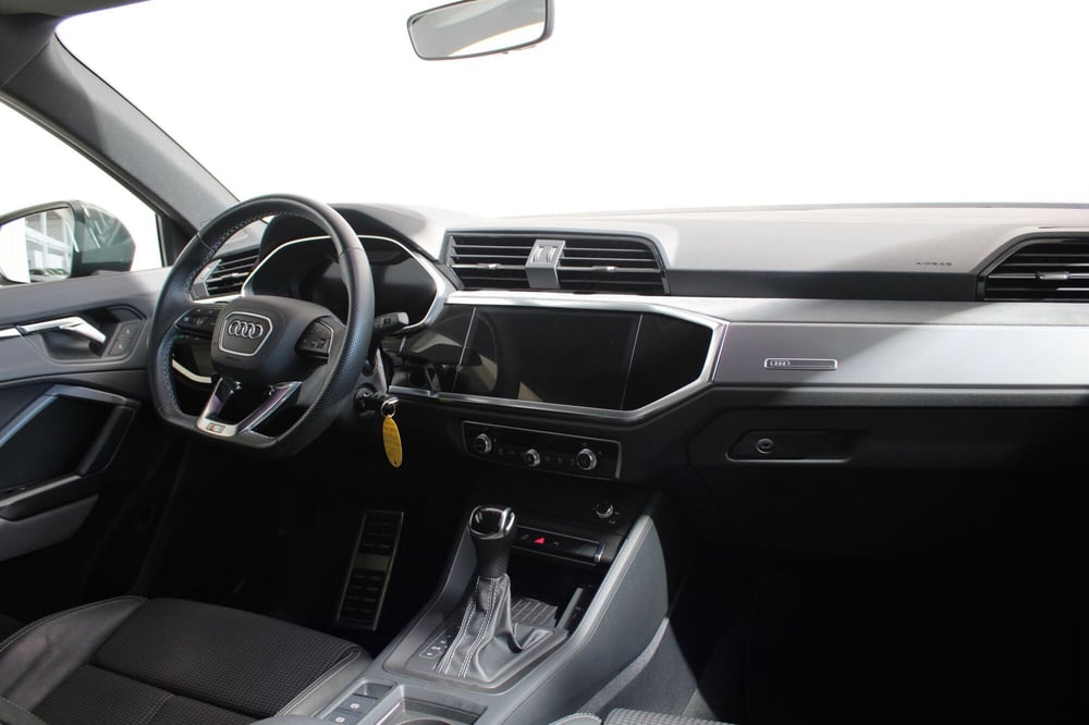 Audi Q3 Sportback usata a Agrigento (7)