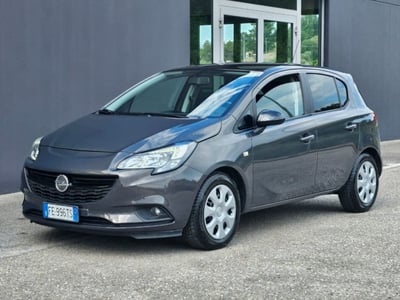Opel Corsa 1.4 90CV GPL Tech 5 porte n-Joy del 2016 usata a Foggia