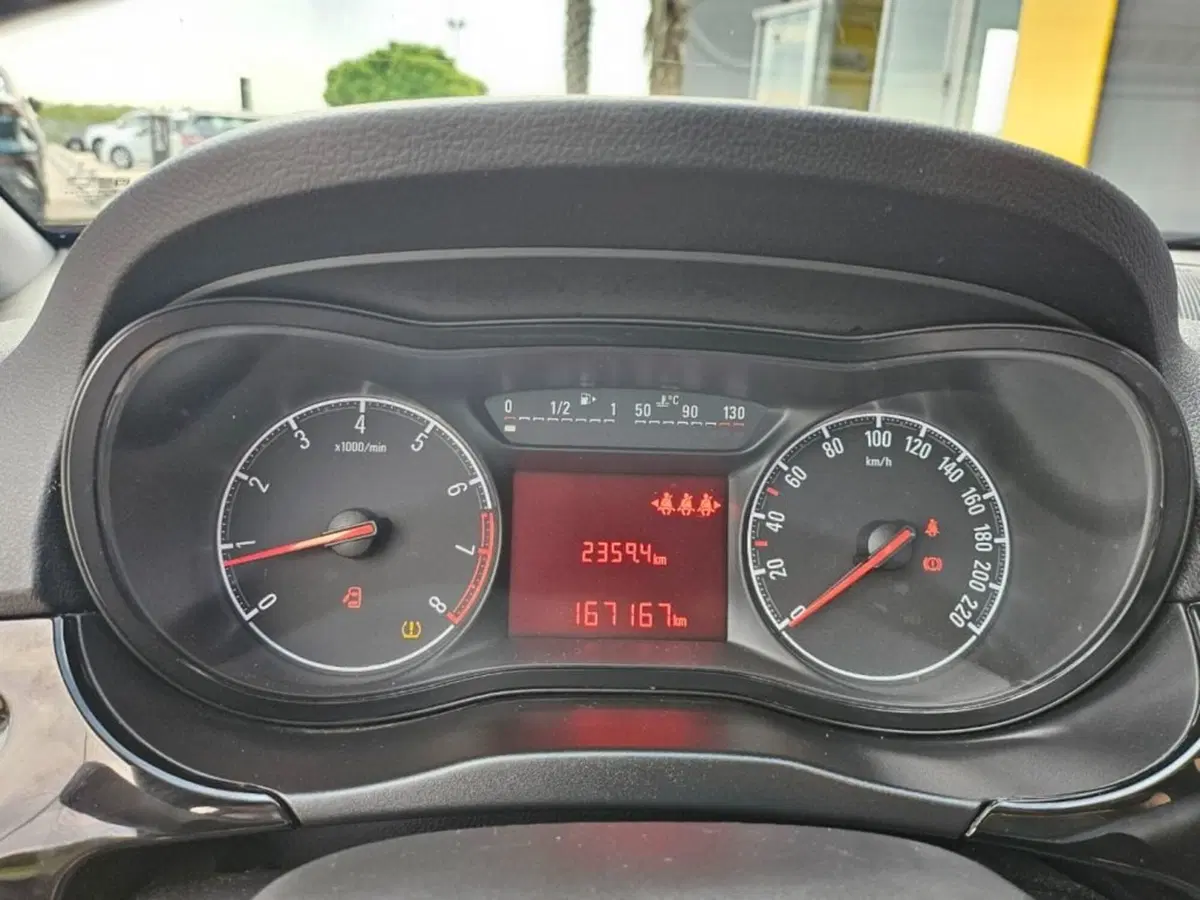 Opel Corsa usata a Foggia (11)