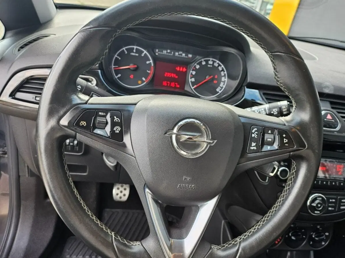 Opel Corsa usata a Foggia (14)