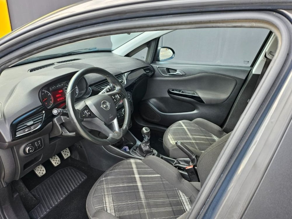 Opel Corsa usata a Foggia (9)