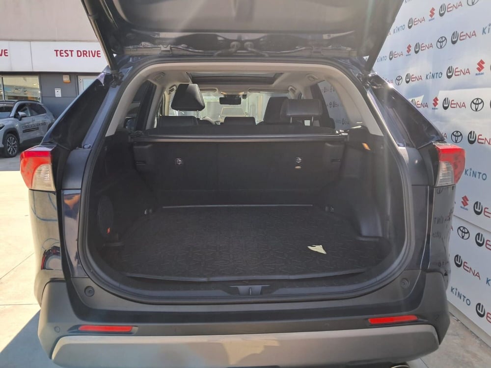 Toyota Rav4 usata a Cagliari (9)