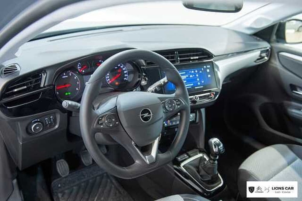 Opel Corsa nuova a Lodi (11)
