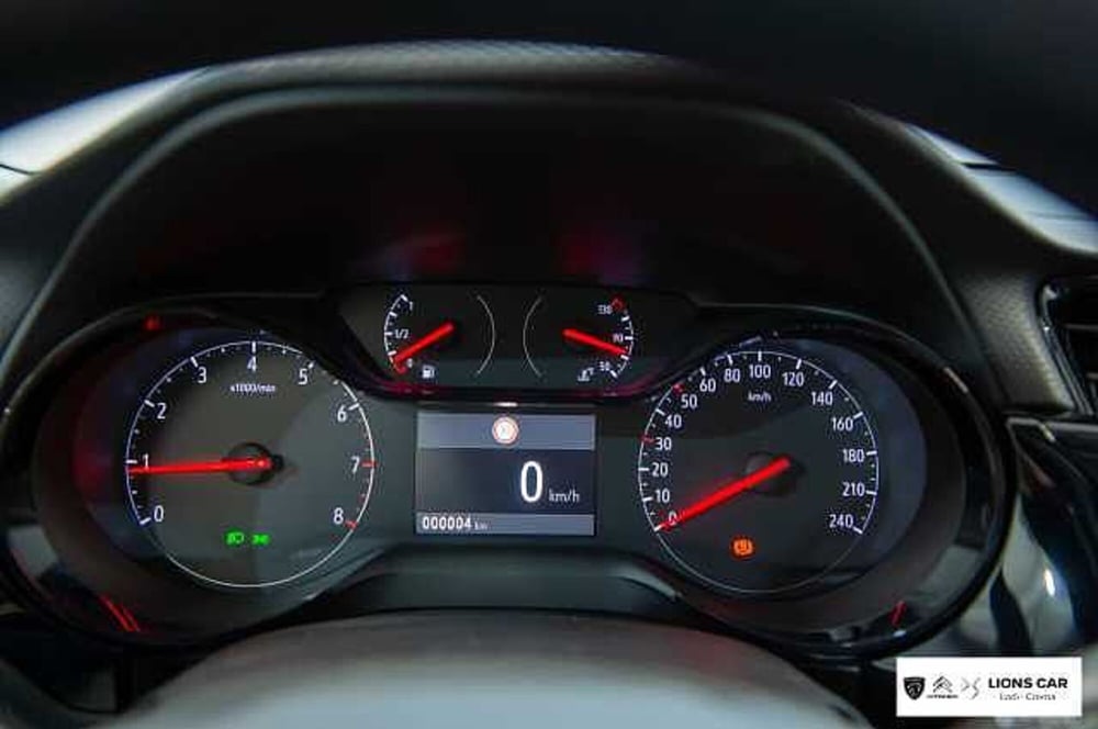 Opel Corsa nuova a Lodi (16)