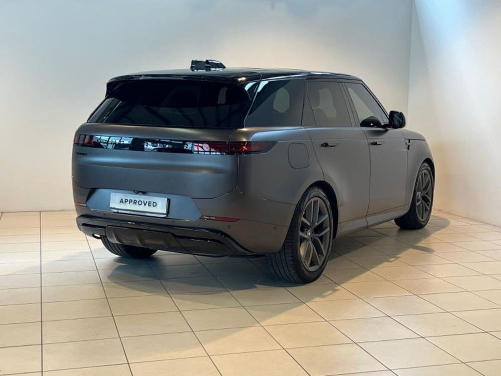 Land Rover Range Rover Sport usata a Venezia (2)