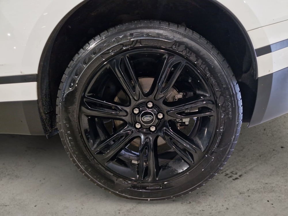 Land Rover Range Rover Velar usata a Firenze (9)