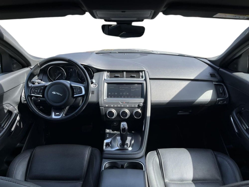 Jaguar E-Pace usata a Catania (4)