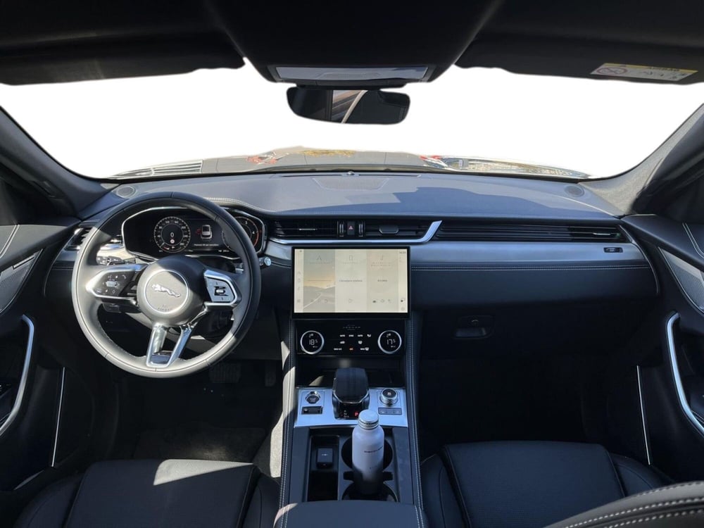 Jaguar F-Pace nuova a Catania (4)