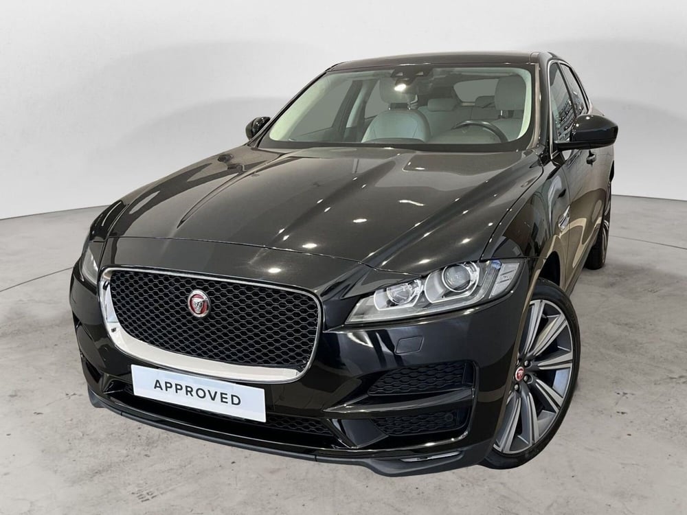 Jaguar F-Pace usata a Catania
