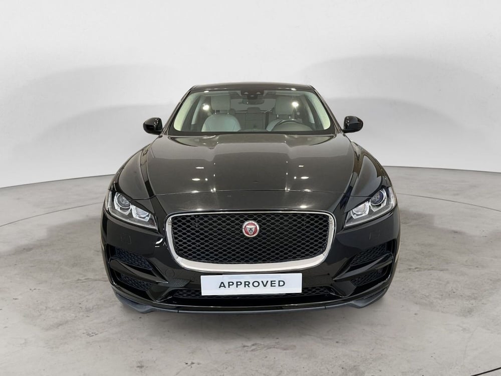 Jaguar F-Pace usata a Catania (8)