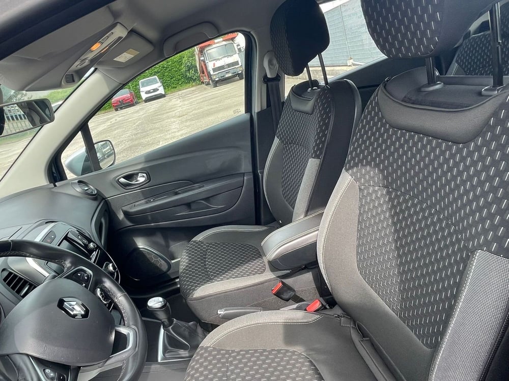 Renault Captur usata a Latina (13)