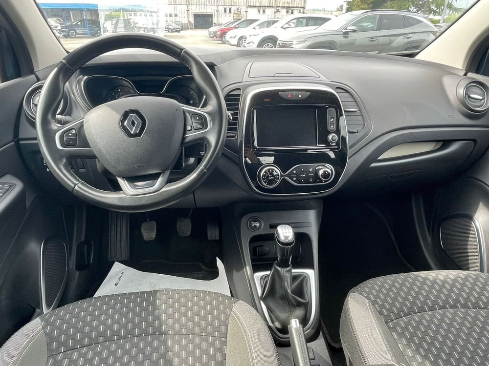 Renault Captur usata a Latina (14)
