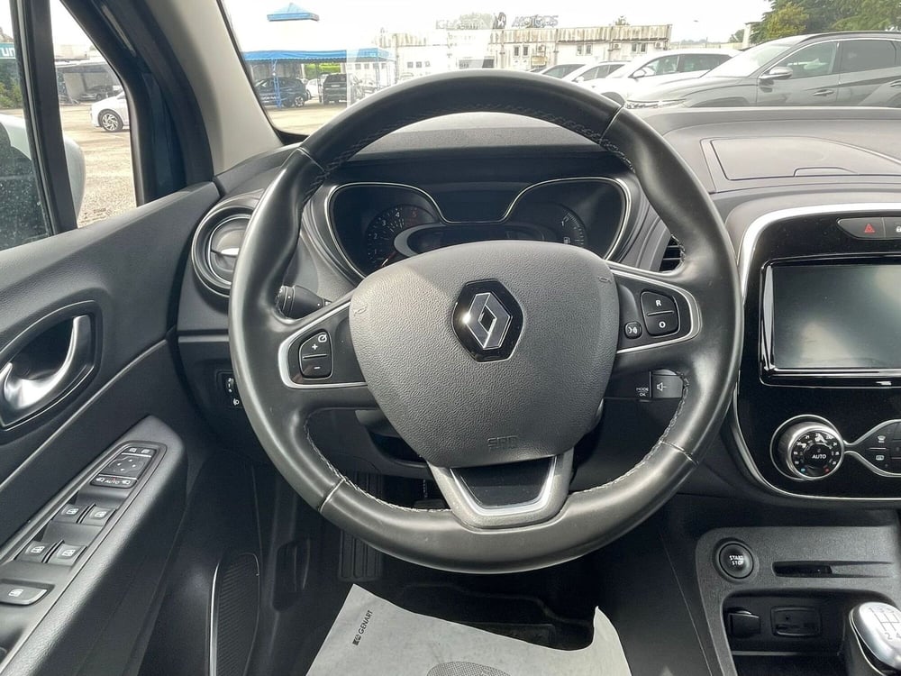 Renault Captur usata a Latina (17)