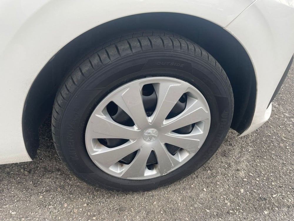 Peugeot 108 usata a Latina (10)