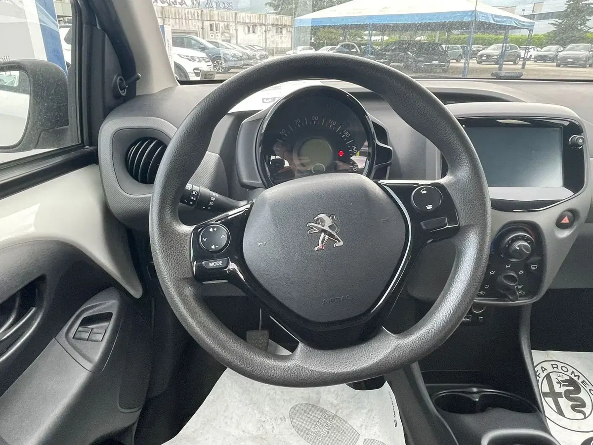 Peugeot 108 usata a Latina (17)