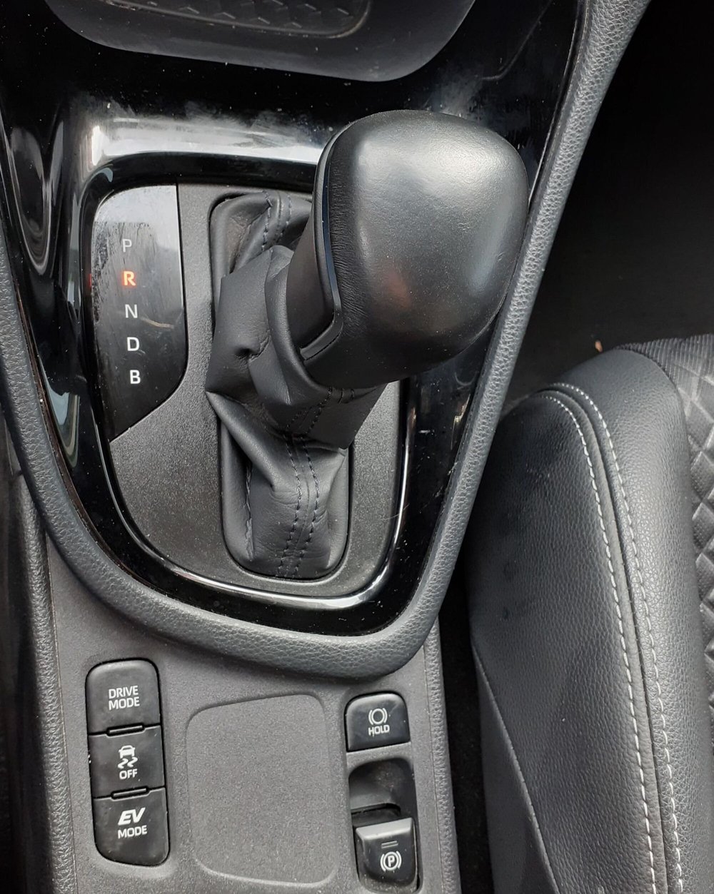 Toyota Yaris usata a Modena (14)