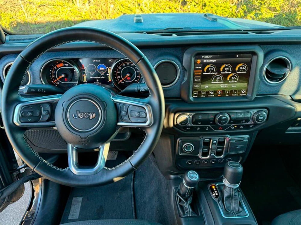 Jeep Gladiator usata a Verona (6)