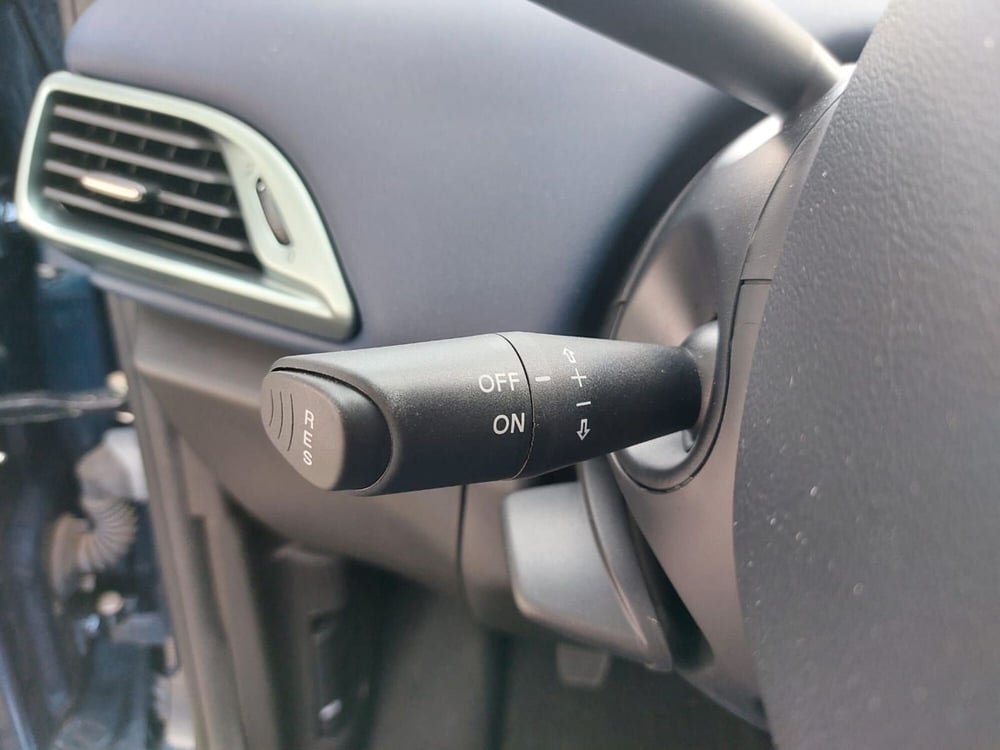 Lancia Ypsilon usata a Pavia (12)