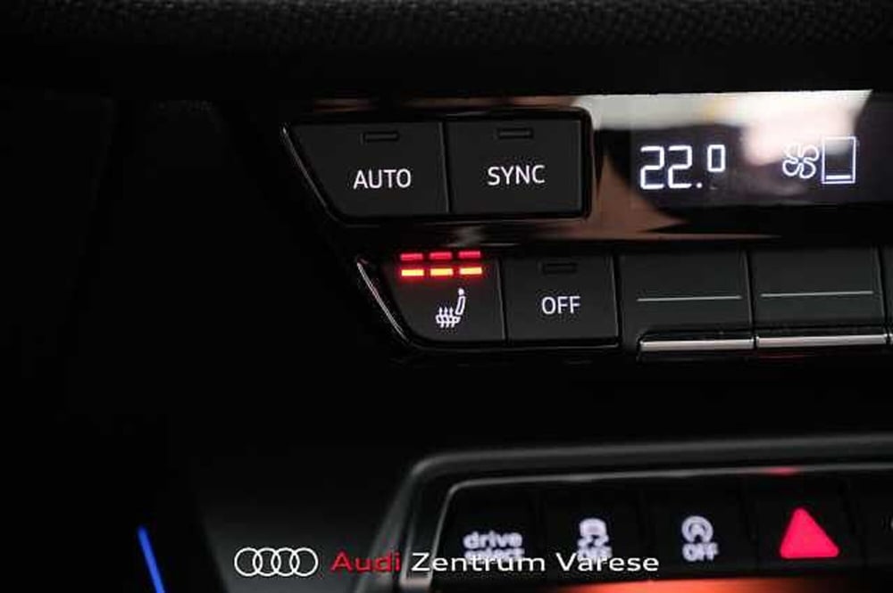 Audi S3 Sportback usata a Varese (14)