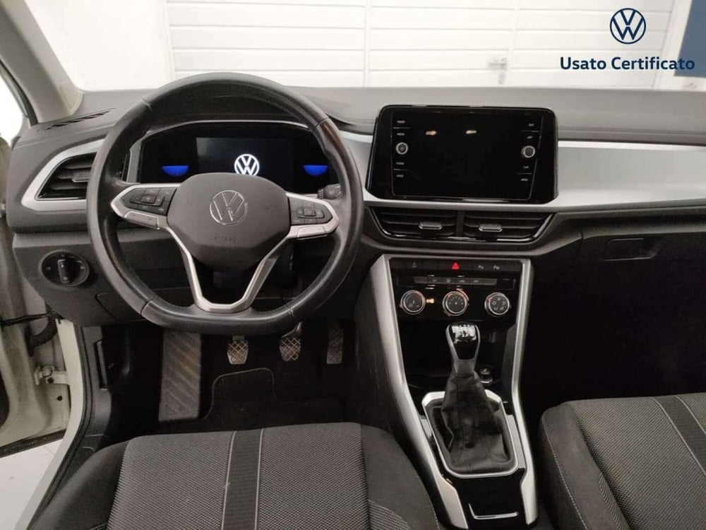 Volkswagen T-Roc usata a Varese (15)