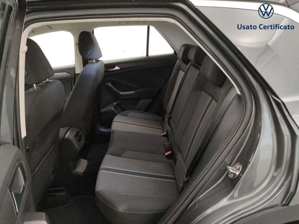 Volkswagen T-Roc usata a Varese (11)