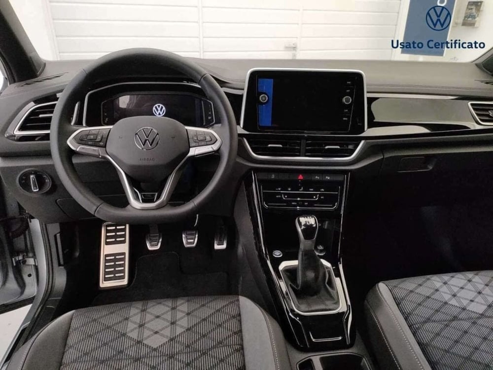 Volkswagen T-Roc nuova a Varese (15)