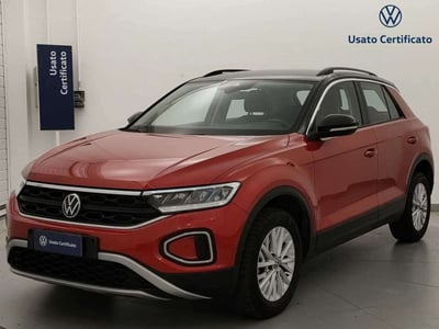 Volkswagen T-Roc 1.0 TSI Life del 2022 usata a Busto Arsizio